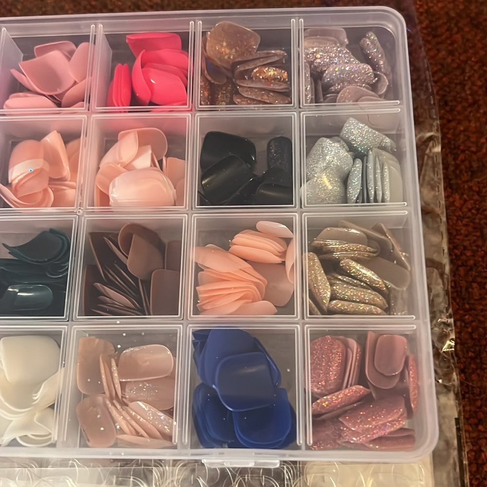 Multi-Color Nail Art Storage Box - Picture 3 of 5